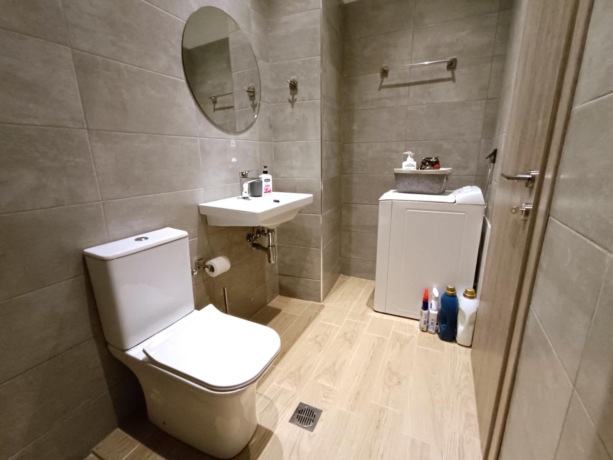 Giorgio Patrasso - Micro Apartment In The Center Of パトラ エクステリア 写真
